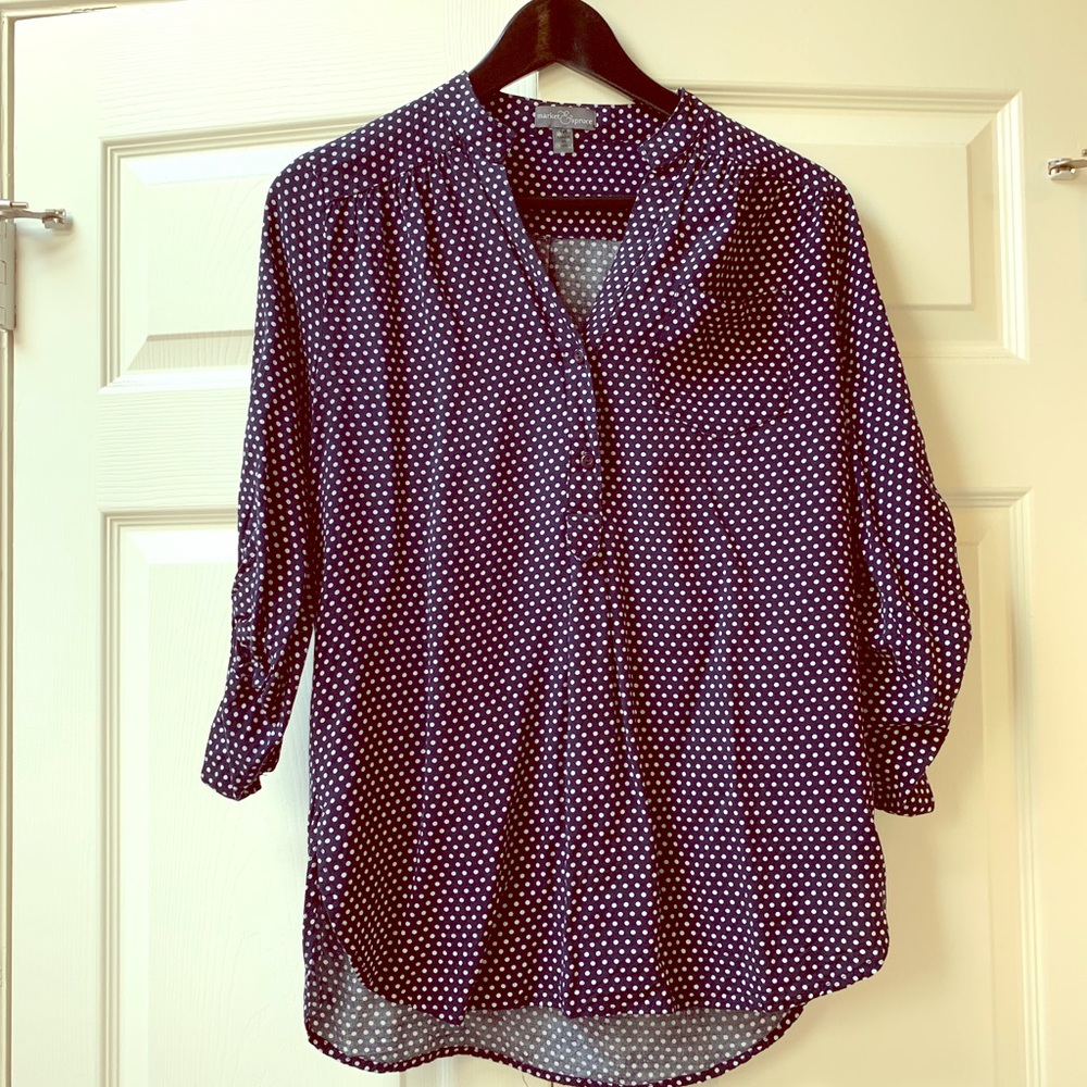 GUC Market & Spruce Navy and white polka dot top